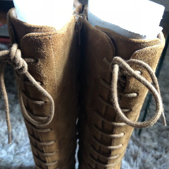 SOLD Aldo tan boots size 6 - Picture 5 of 8